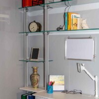 Display system Glass based shelf
